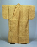 Kosode (kimono with small wrist openings), paulownia tree and bamboo pattern on pale-brown twill weave fabricimage