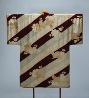 Dōfuku—design of ginko leave and snow circle patterns on diagonal stripes of light blue, white and purple / Light-blue thin hemp kimono, with hollyhock crest motifimage